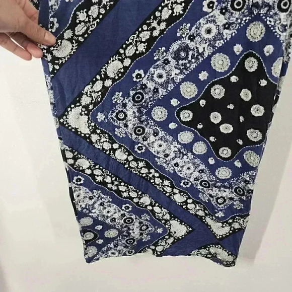 Asos printed Scoop Neck Long Sleeve Bodycon Midi Dress Size 6 - Picture 4 of 8